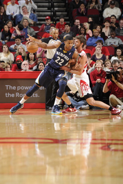 在进攻端 在进攻端